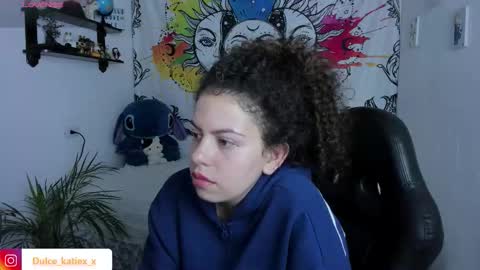 Sofia online show from 11-30-25, 12:42