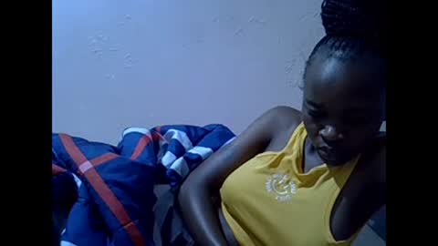 Snapshot of just_nuru chatting on 02-17-25, 07:15 just_nuru online show from 02-17-25, 07:15