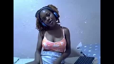 Snapshot of just_nuru chatting on 02-23-25, 07:28 just_nuru online show from 02-23-25, 07:28