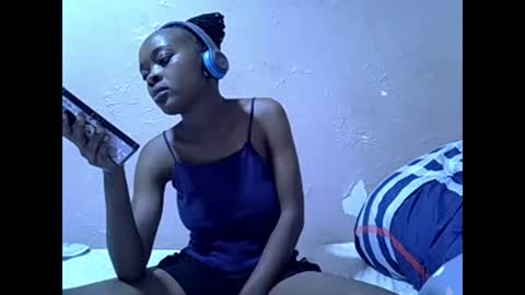 Snapshot of just_nuru chatting on 03-12-25, 10:07 just_nuru online show from 03-12-25, 10:07