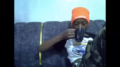 Snapshot of just_nuru chatting on 10-15-25, 09:20 just_nuru online show from 10-15-25, 09:20
