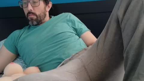Snapshot of justcallmelaz chatting on 02-03-26, 03:28 just laz online show from 02-03-26, 03:28
