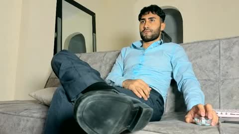 Snapshot of justdavid_ chatting on 08-01-26, 04:01 David online show from 08-01-26, 04:01