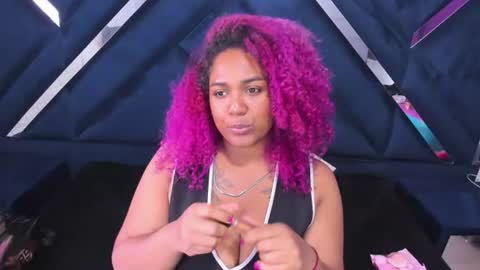 Gisselle Rate me with a thumbs up  online show from 07-05-26, 04:36