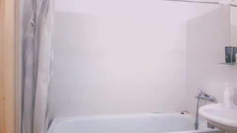 Snapshot of justin_badd chatting on 12-12-24, 03:37 justin_badd online show from 12-12-24, 03:37