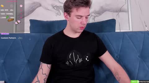 Arthur online show from 02-25-25, 04:03