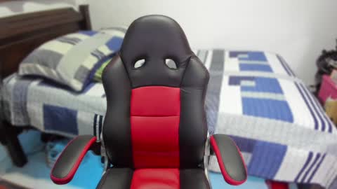 Diego online show from 12-24-24, 12:00