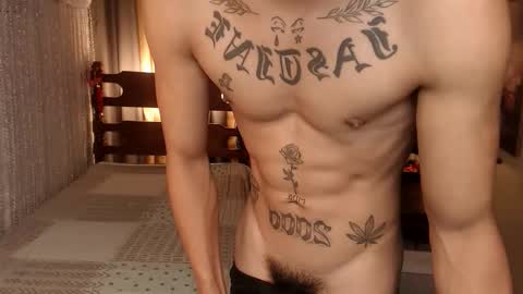 justine_hunk online show from 01-10-26, 06:37