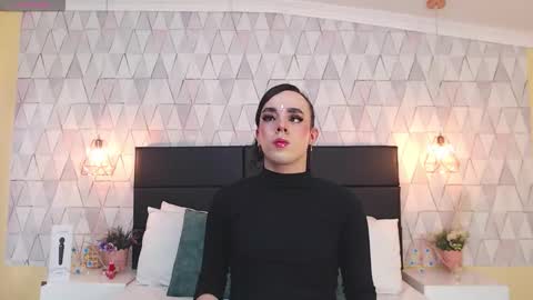 Justine online show from 09-14-25, 03:05