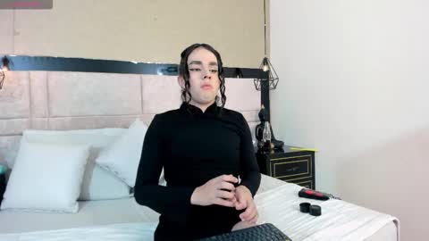 Justine online show from 02-24-26, 04:43