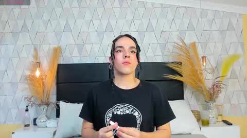 Justine online show from 03-27-26, 03:56