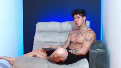 justinfuller_31 online show from 12-20-25, 08:49