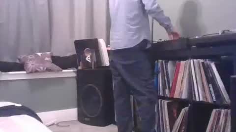 Techno Nymph online show from 03-06-26, 08:27