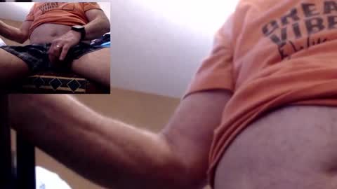 Snapshot of justmeagain111 chatting on 03-09-26, 05:17 justmeagain111 online show from 03-09-26, 05:17