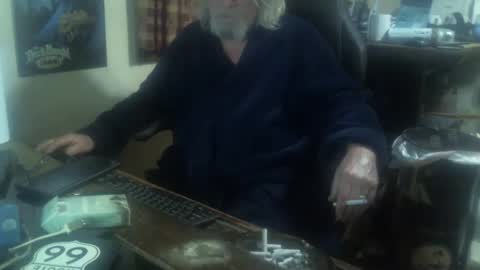 justmeohio online show from 10-28-25, 01:20