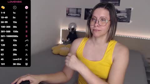 Julie online show from 02-08-25, 05:51