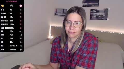 Julie online show from 12-20-25, 05:14