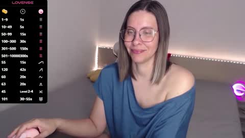 Snapshot of justmexy7 chatting on 05-31-26, 03:58 Julie online show from 05-31-26, 03:58