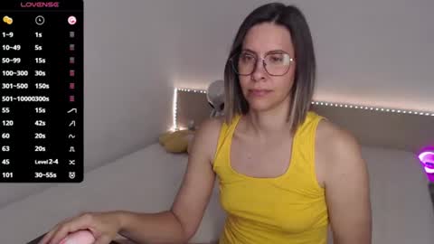 Julie online show from 07-25-26, 03:59