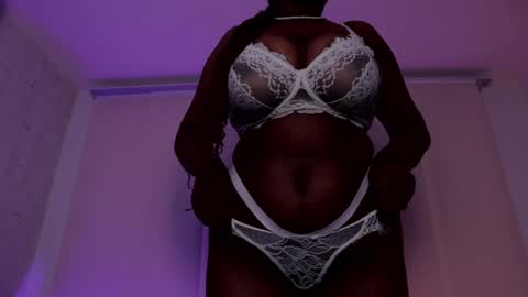 Nala online show from 01-20-25, 03:48