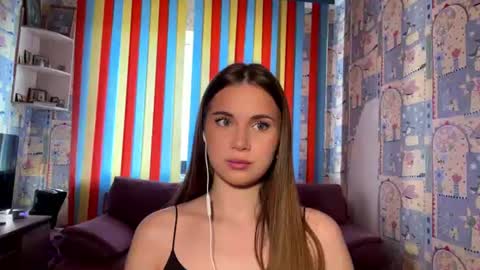 Melissa online show from 06-18-26, 04:35