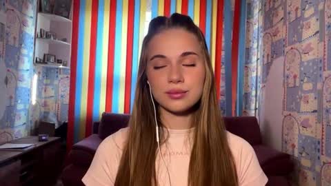 Melissa online show from 08-02-26, 04:11