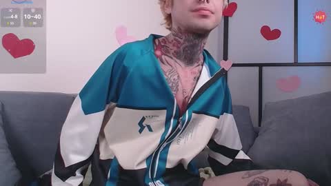 Juuzou hehim u can call me Juz online show from 02-03-25, 09:29