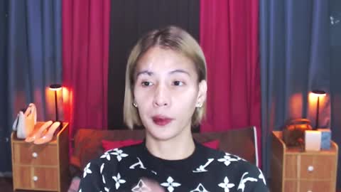 Akii online show from 01-20-25, 09:03