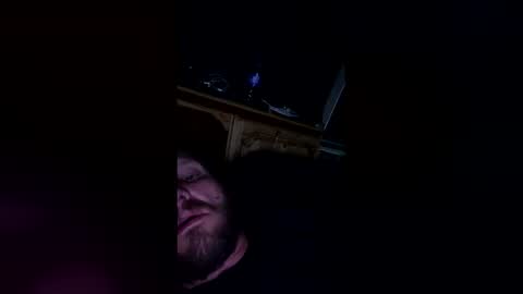 jwallsjr1987 online show from 04-16-26, 07:31