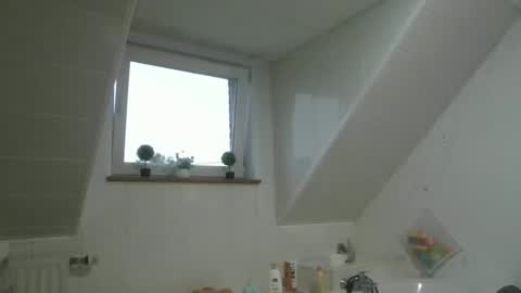 Snapshot of k938601 chatting on 10-10-25, 04:17 k938601 online show from 10-10-25, 04:17