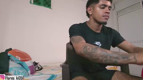 k_florez online show from 06-19-26, 09:02