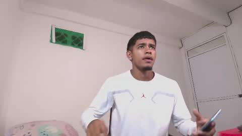 k_florez online show from 07-20-26, 09:23