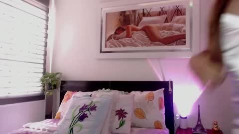 KIM  online show from 10-24-25, 05:53