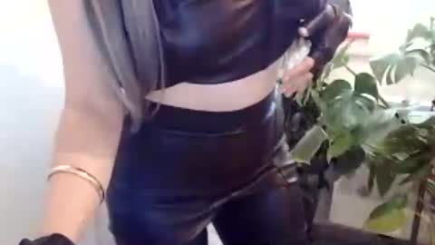 Snapshot of k_queen36 chatting on 07-18-26, 02:54 k_queen36 online show from 07-18-26, 02:54