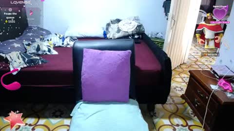 Snapshot of kaarlaa_ chatting on 06-11-26, 06:50 Karla online show from 06-11-26, 06:50