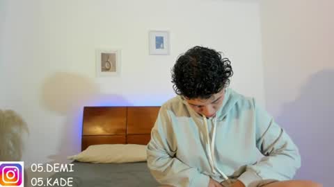 kade y demi independent models online show from 07-22-26, 11:02