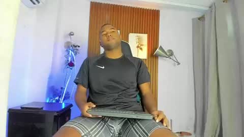 Snapshot of kael_noil chatting on 07-09-26, 11:36 kael_noil online show from 07-09-26, 11:36