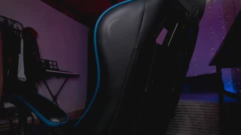 Snapshot of kael_owens chatting on 11-09-25, 11:47 Kael Owens online show from 11-09-25, 11:47