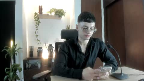Kael online show from 08-09-26, 11:37