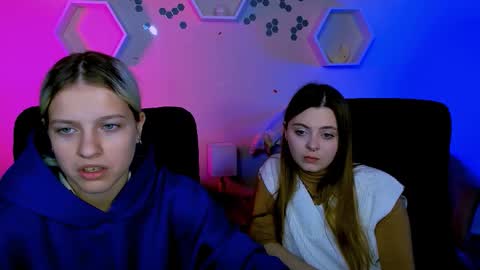 kaela_spell_ online show from 11-28-25, 09:56