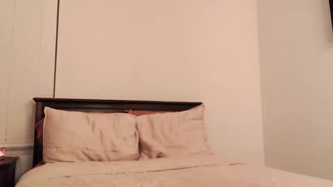 kaelagreen online show from 10-05-25, 04:55