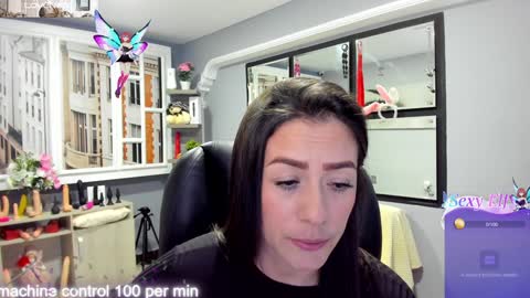 Snapshot of kagomme_h chatting on 01-30-25, 04:06 Antonella online show from 01-30-25, 04:06