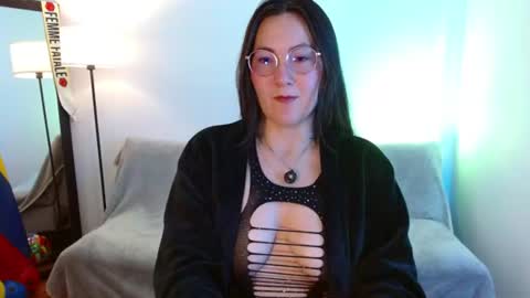 ChloeIndependient model online show from 06-29-26, 10:15