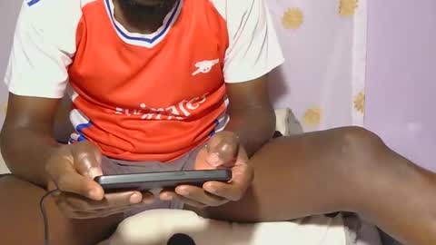 kai91799 online show from 04-10-26, 07:07