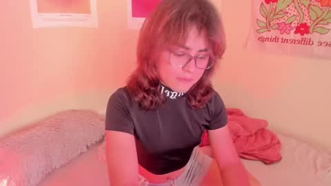 Kai Novoa online show from 09-27-25, 09:20