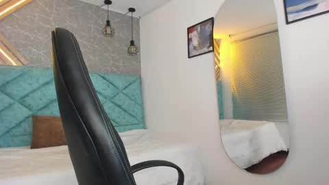 KAIA online show from 01-30-25, 01:55