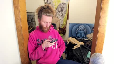 Snapshot of kaiku77 chatting on 12-13-24, 01:15 Kaiku77 online show from 12-13-24, 01:15