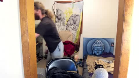 Snapshot of kaiku77 chatting on 12-21-24, 11:34 Kaiku77 online show from 12-21-24, 11:34