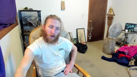 Snapshot of kaiku77 chatting on 01-22-25, 07:03 Kaiku77 online show from 01-22-25, 07:03