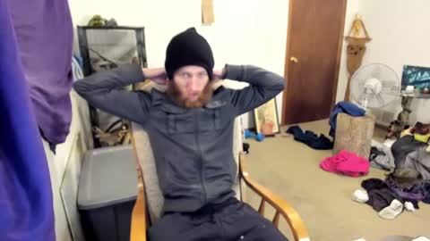 Snapshot of kaiku77 chatting on 02-17-25, 12:21 Kaiku77 online show from 02-17-25, 12:21